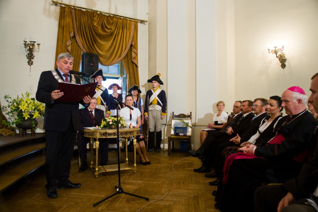 Muzeum Ziemi Kodzkiej (zapraszamy od 10.00-17.00)