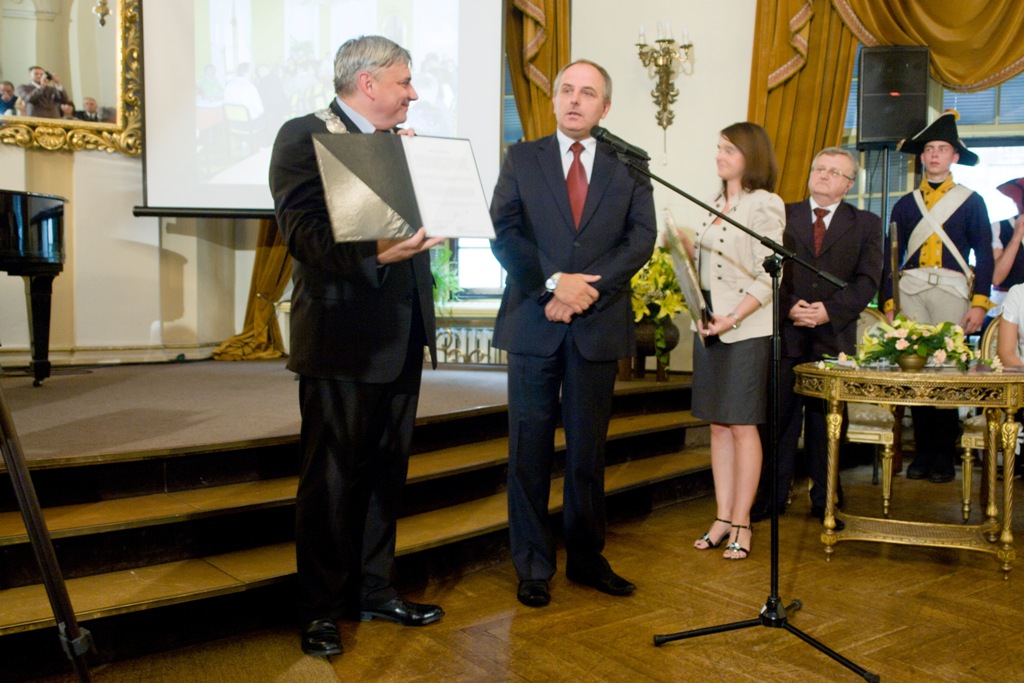 Muzeum Ziemi Kodzkiej (zapraszamy od 10.00-17.00)