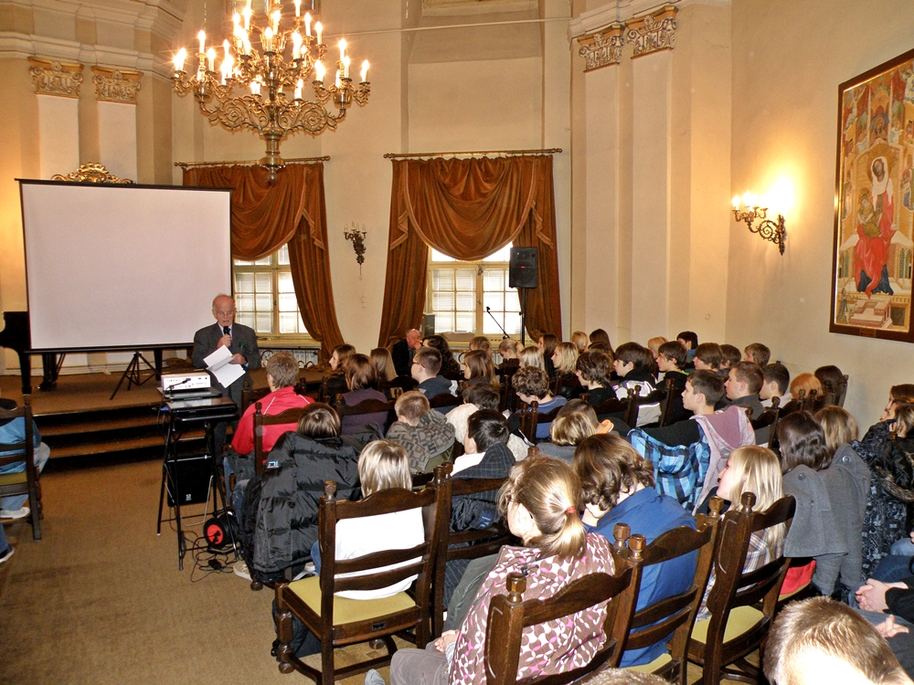 Muzeum Ziemi Kodzkiej (zapraszamy od 10.00-17.00)