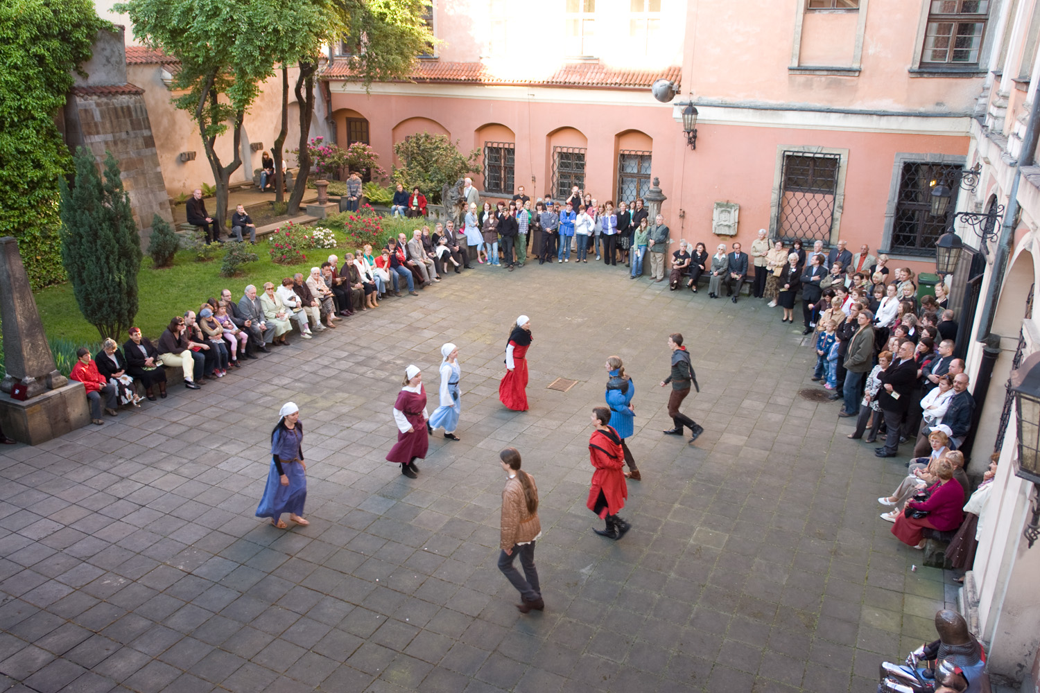 Muzeum Ziemi Kodzkiej (zapraszamy od 10.00-17.00)