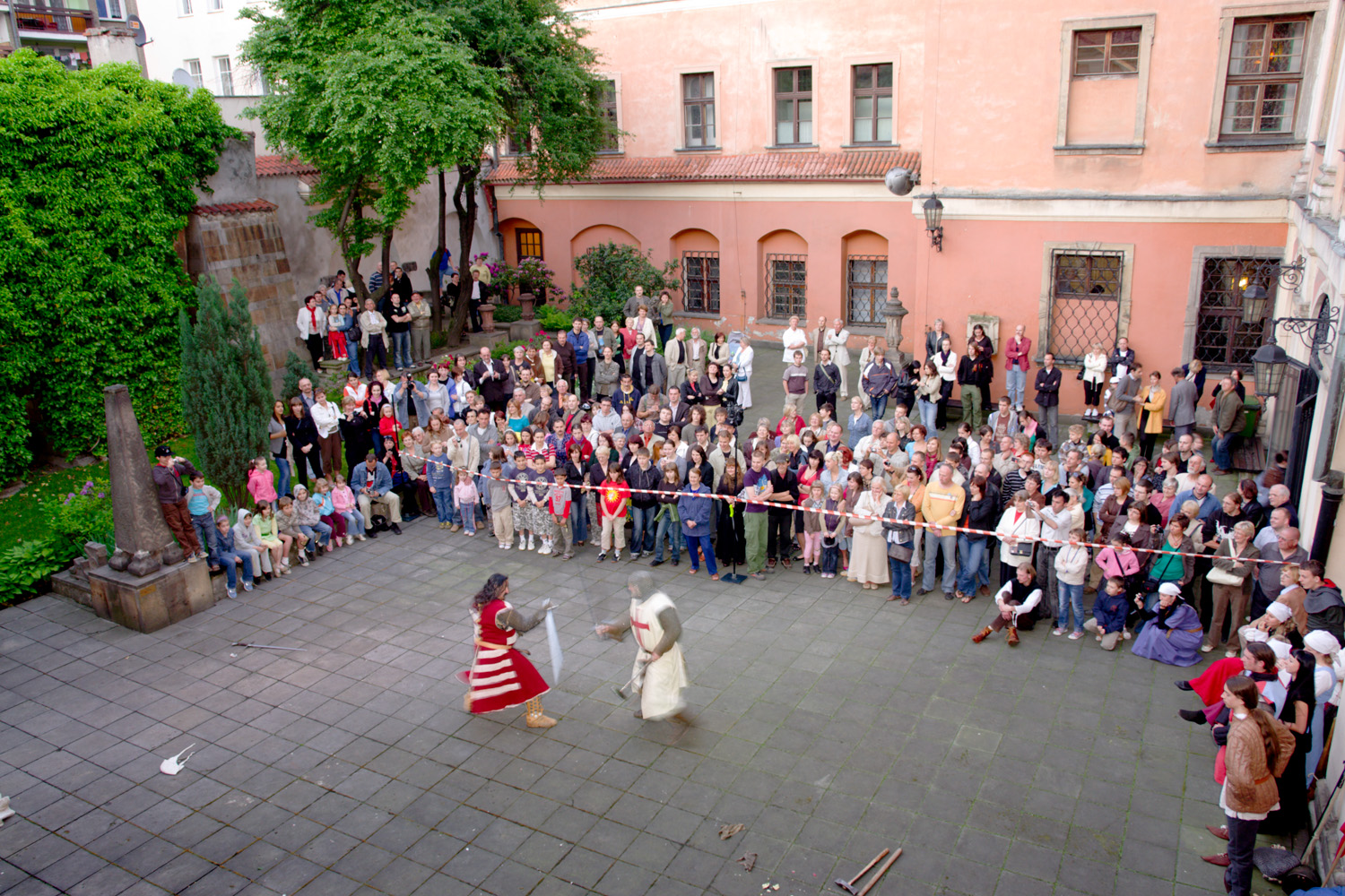 Muzeum Ziemi Kodzkiej (zapraszamy od 10.00-17.00)