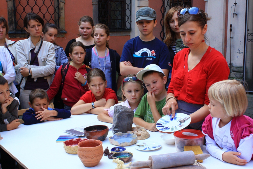 Muzeum Ziemi Kodzkiej (zapraszamy od 10.00-17.00)