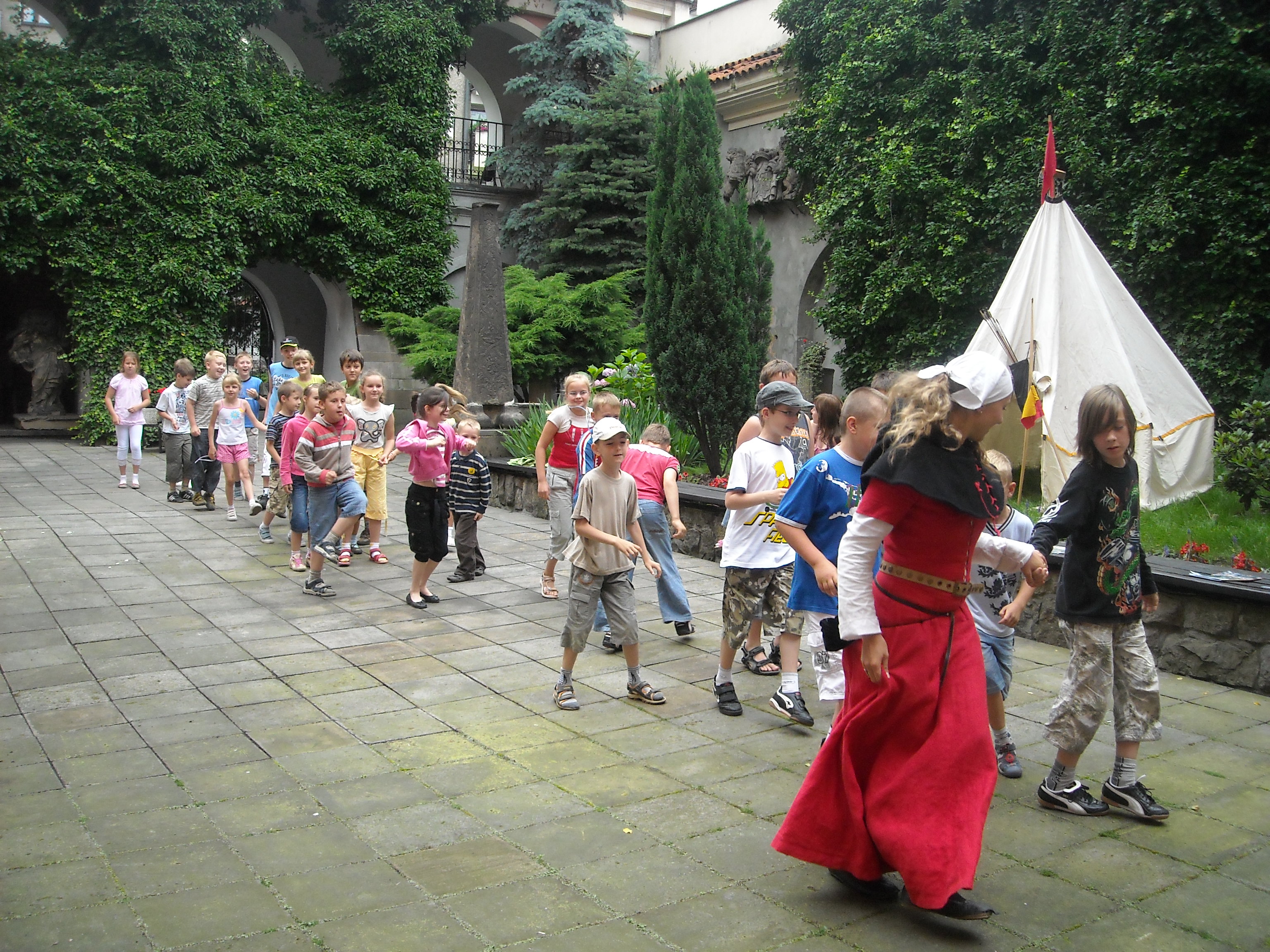 Muzeum Ziemi Kodzkiej (zapraszamy od 10.00-17.00)